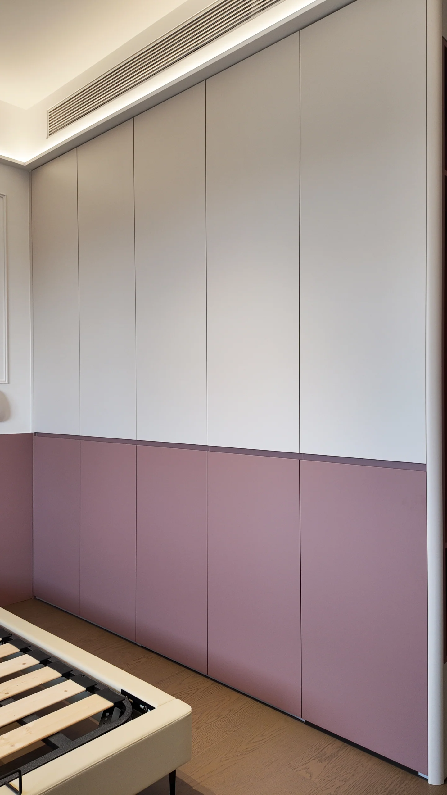 Bedroom storage in a completed Guangzhou residence